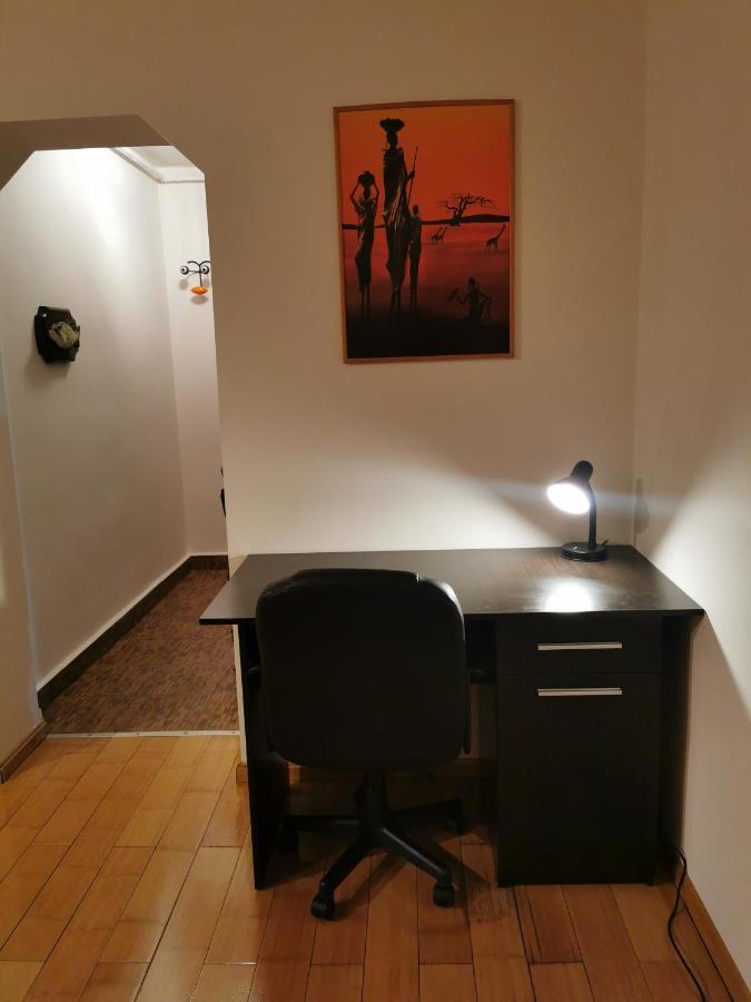 Comfy & Pleasant Apartment 10 Min Walk To Downtown Timisoara Esterno foto